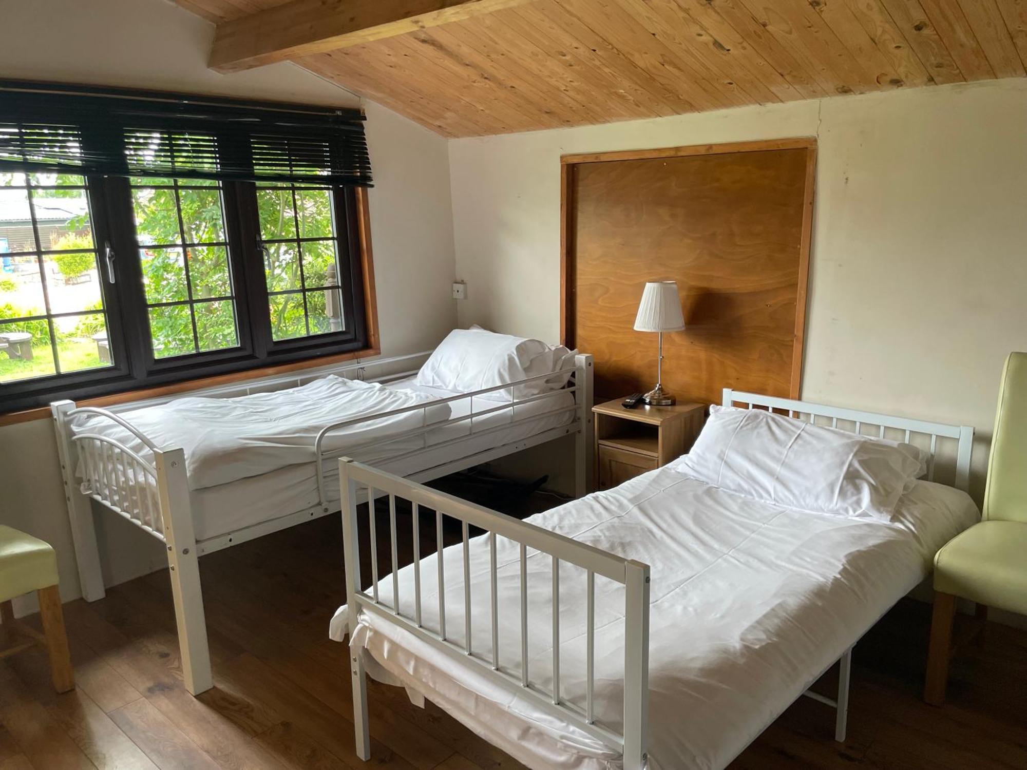 Bridge Farm Guesthouse Rooms Dundry Ngoại thất bức ảnh