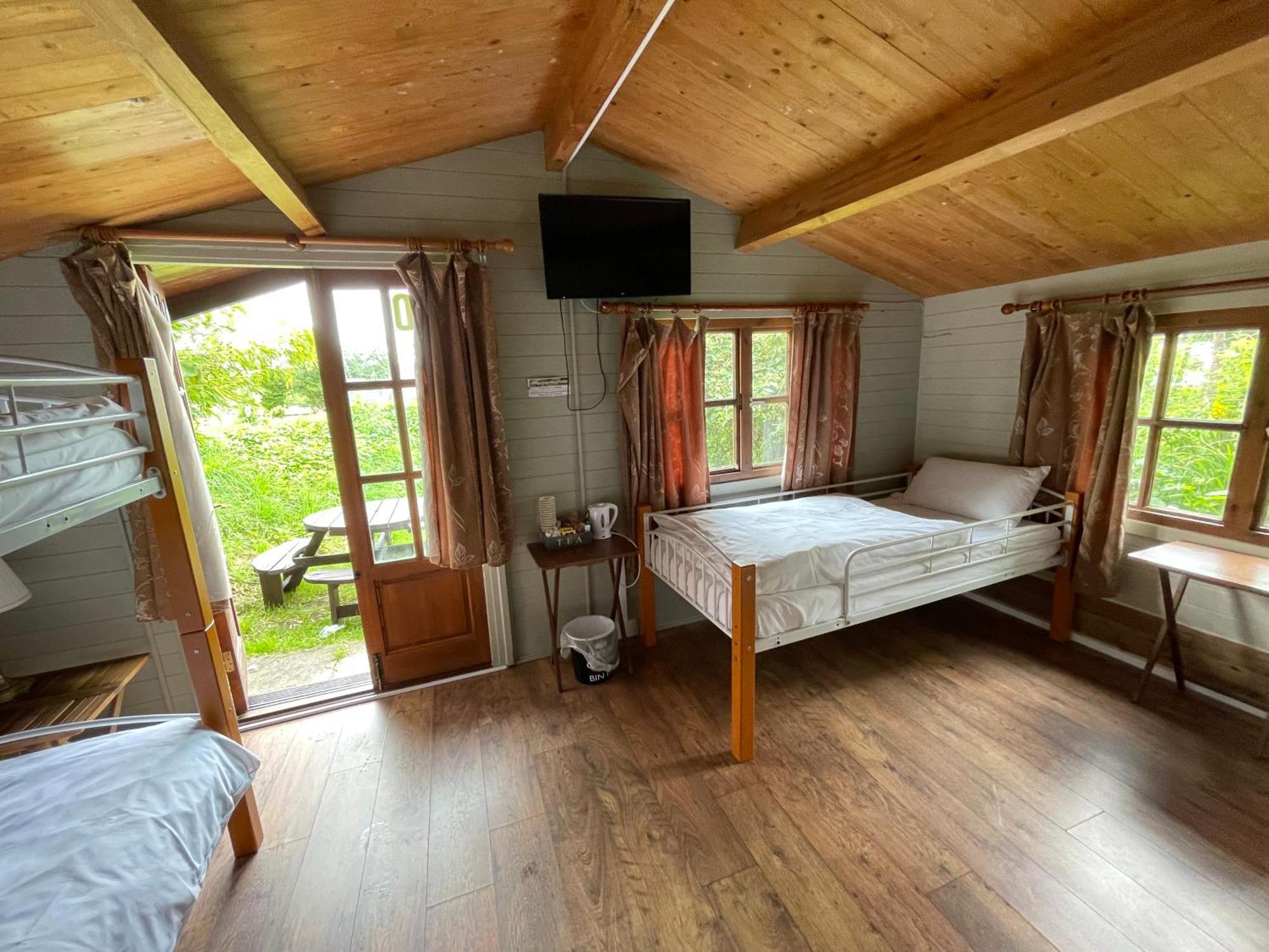 Bridge Farm Guesthouse Rooms Dundry Ngoại thất bức ảnh