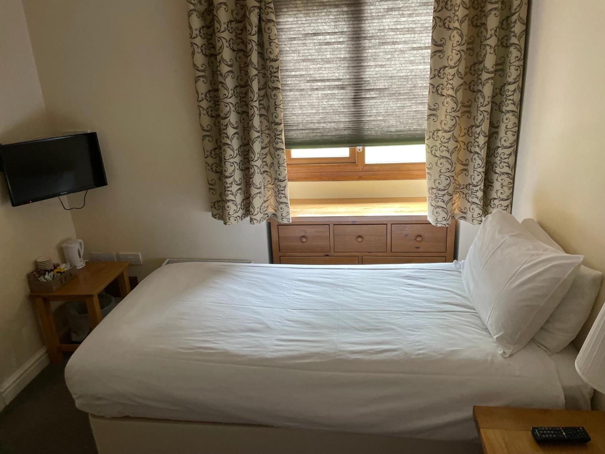 Bridge Farm Guesthouse Rooms Dundry Ngoại thất bức ảnh