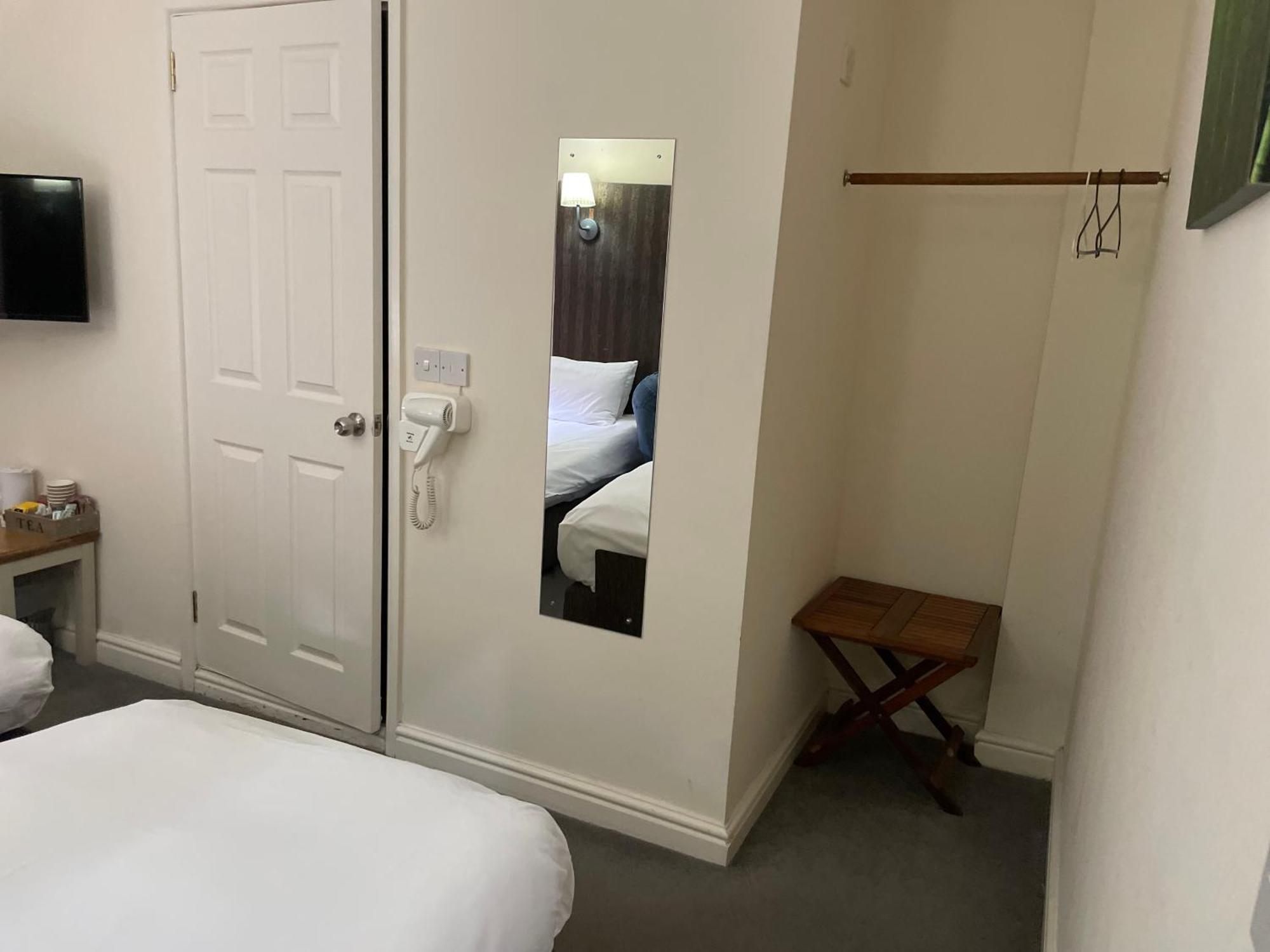 Bridge Farm Guesthouse Rooms Dundry Ngoại thất bức ảnh