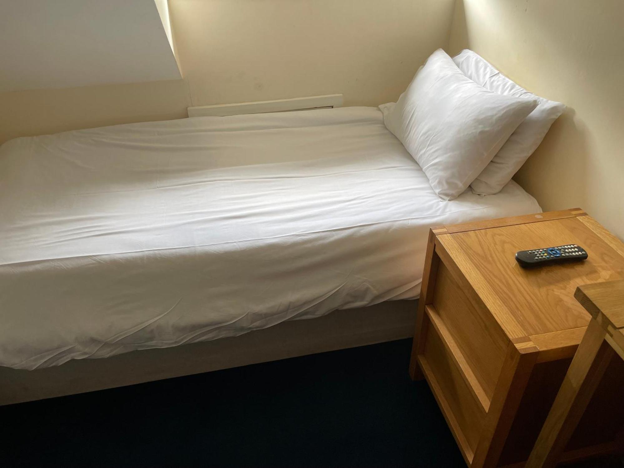 Bridge Farm Guesthouse Rooms Dundry Ngoại thất bức ảnh