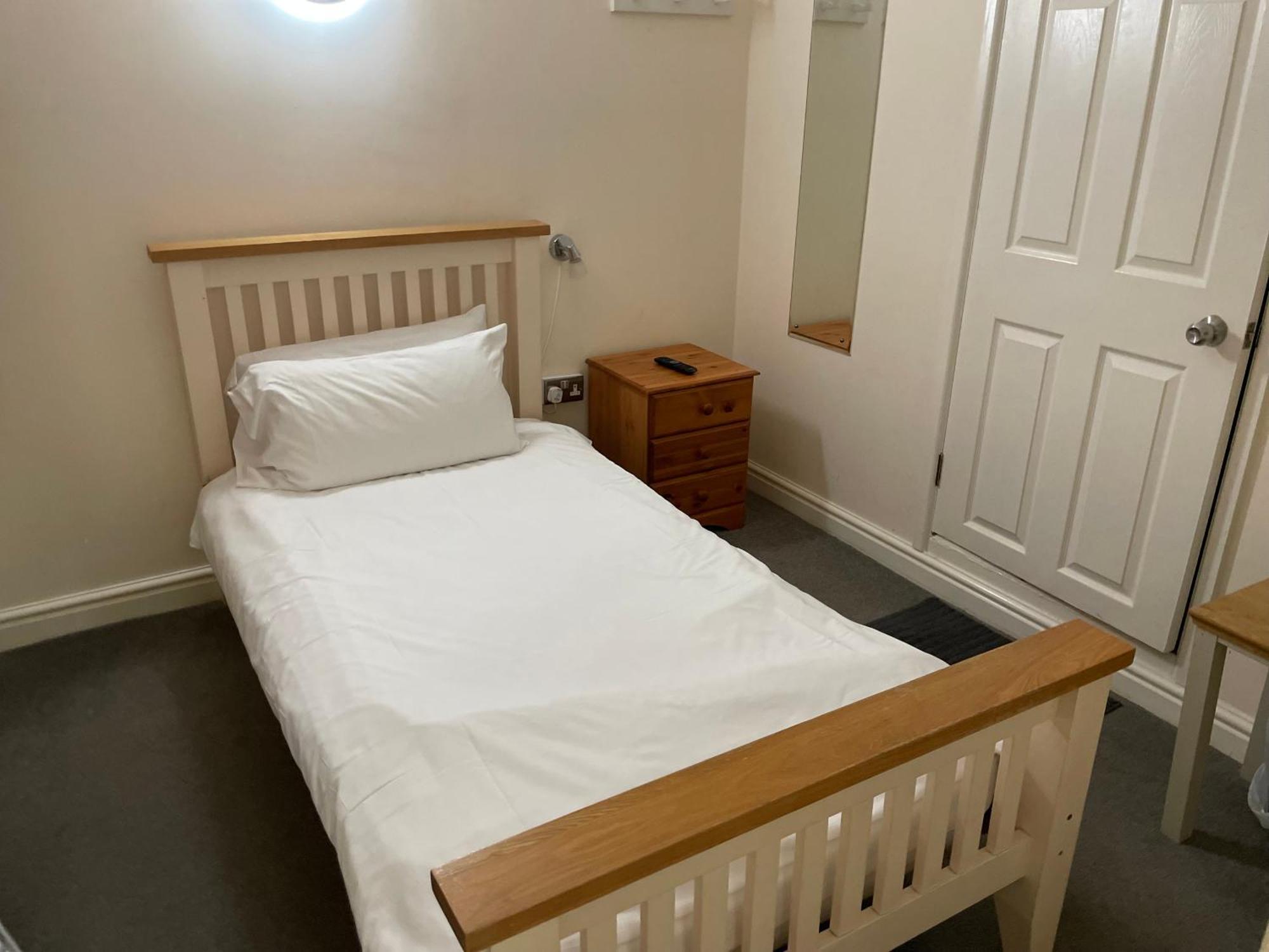 Bridge Farm Guesthouse Rooms Dundry Ngoại thất bức ảnh