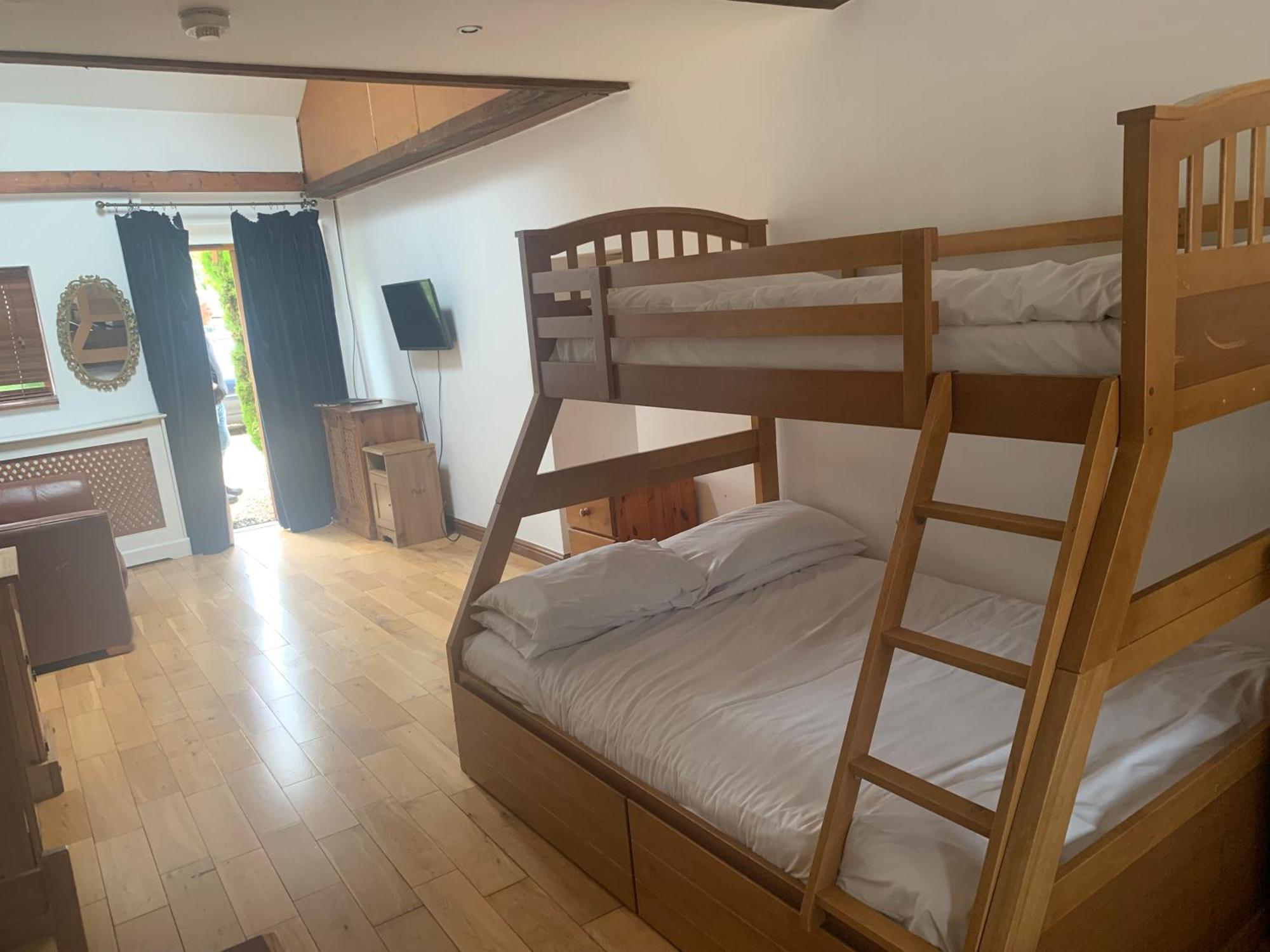 Bridge Farm Guesthouse Rooms Dundry Ngoại thất bức ảnh